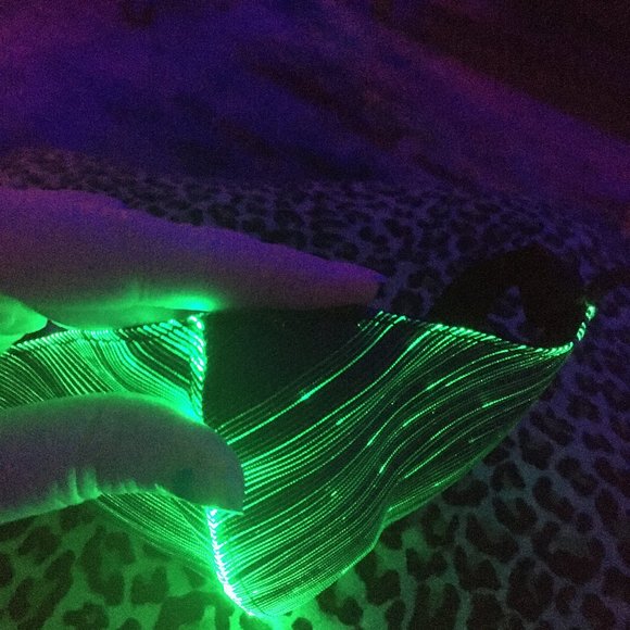 NEW LED rechargeable light up face mask Small Med - Picture 9 of 10